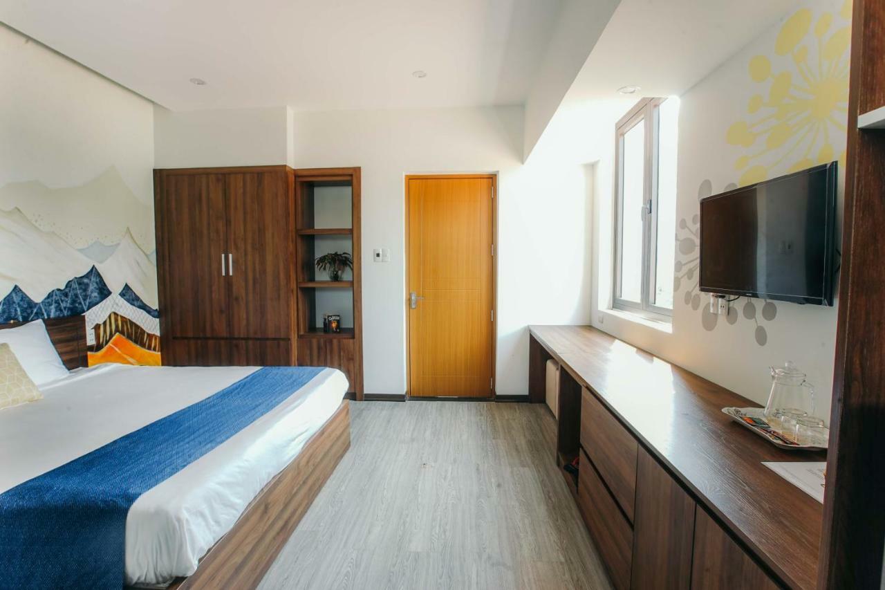 Royal Lion Hotel & Apartment Da Nang Bagian luar foto
